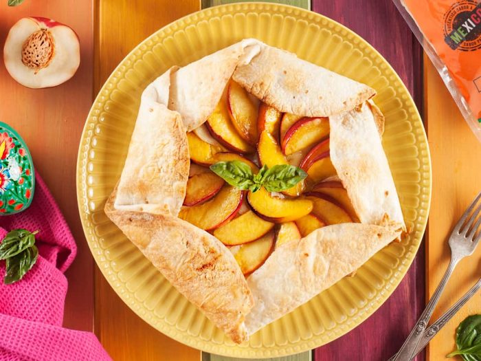 Galette de durazno y queso brie