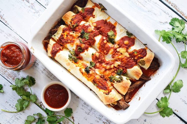 Enchiladas de carne mechada Pancho Villa